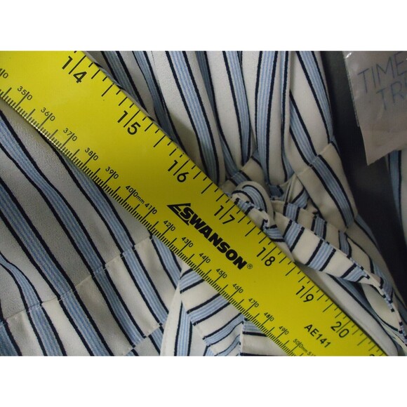 Time And Tru Tie Long Sleeve Wrap Dress Women’s Sz M 8-10 White Striped - Picture 9 of 13